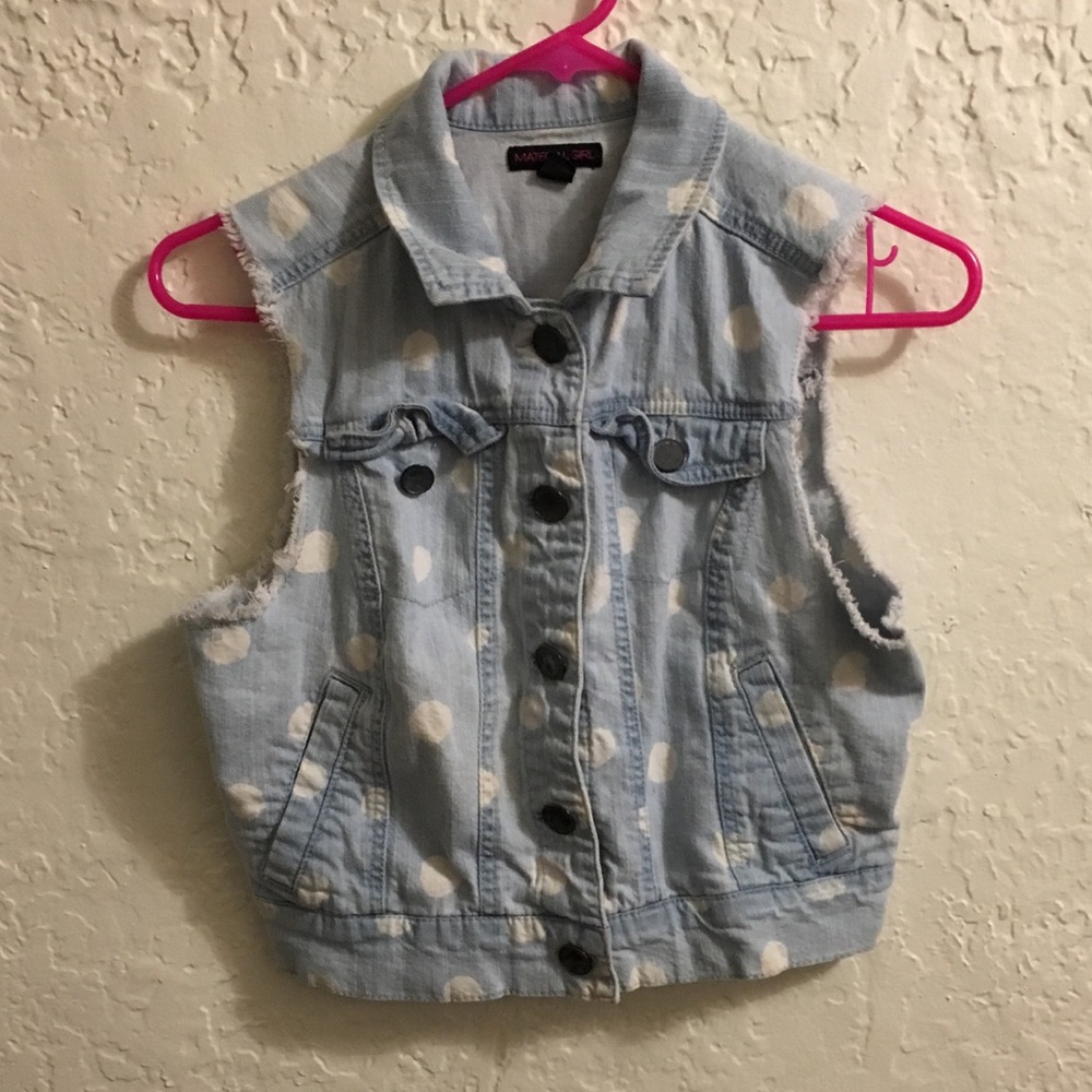 Super cute distressed crop jean jacket